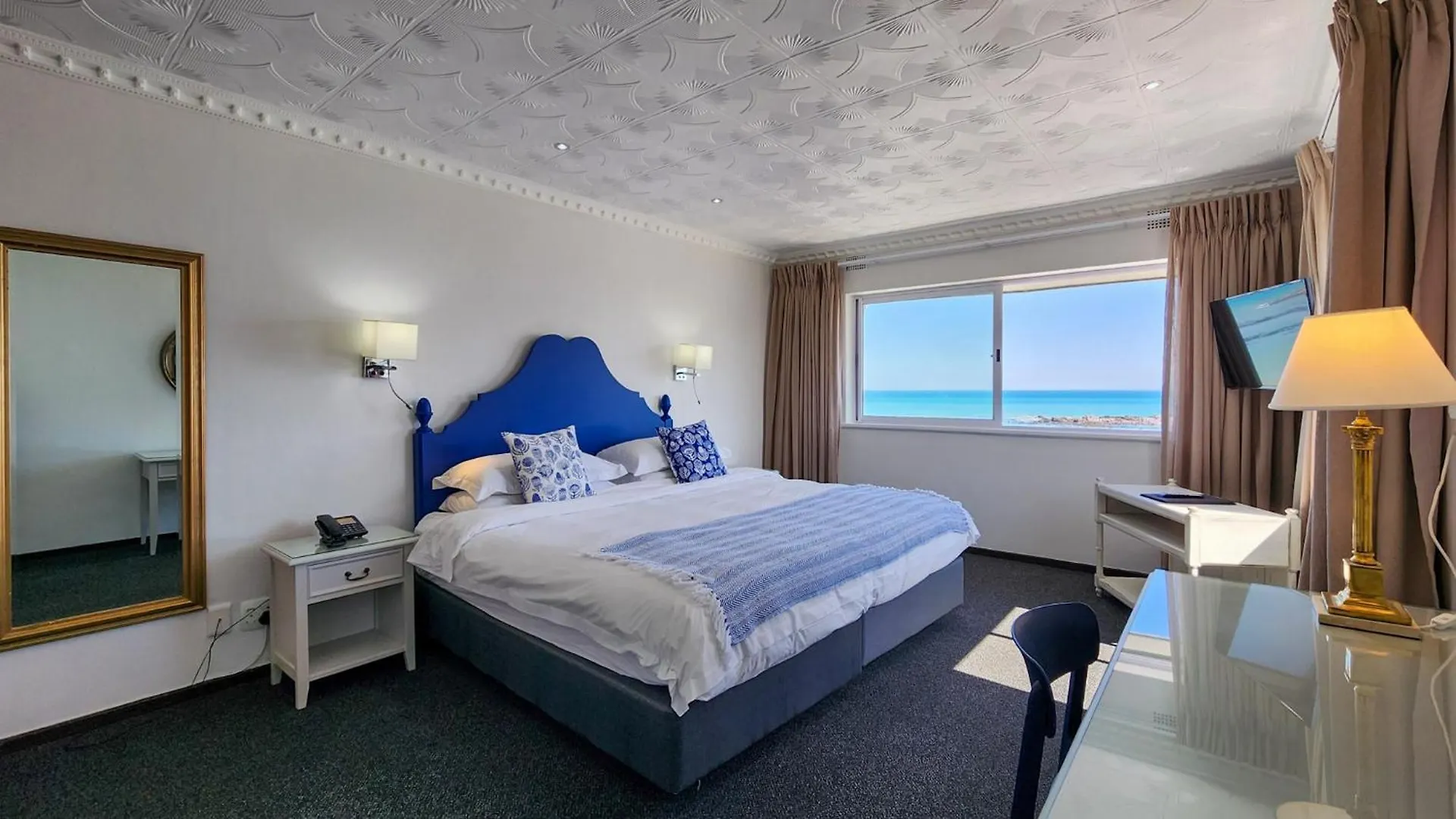 The Blue Peter Hotel Bloubergstrand
