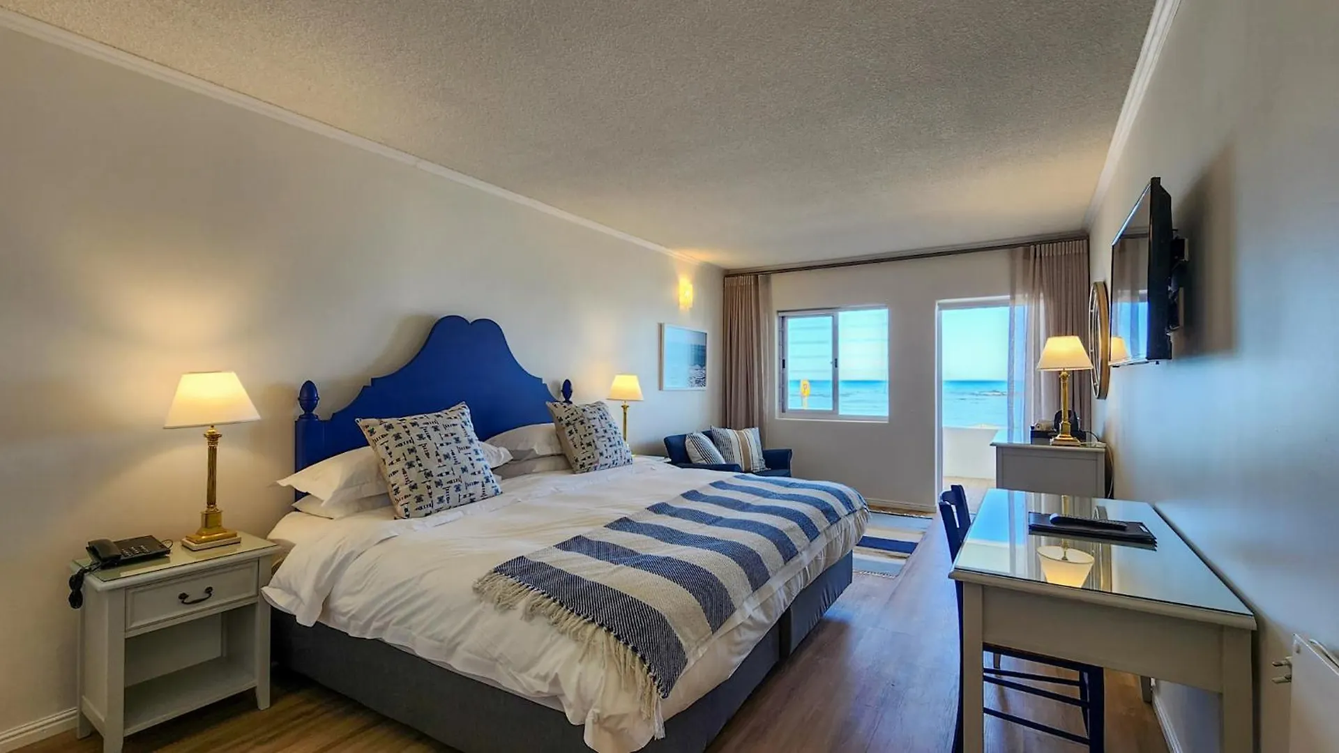 The Blue Peter Hotel Bloubergstrand